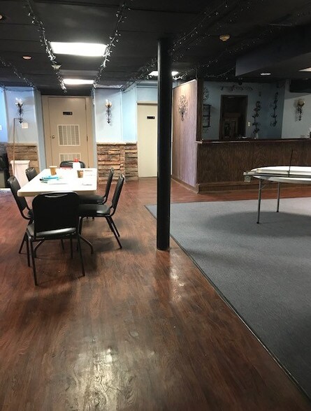 More Photos Of 14000 Bustleton Ave, Philadelphia Restaurant For Lease