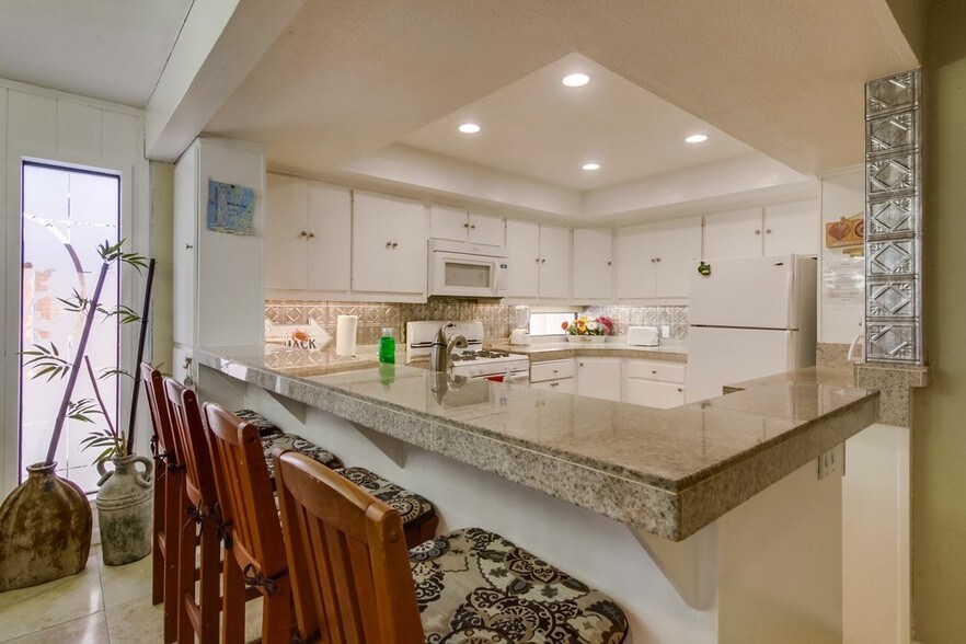 More Photos Of 4111 Bayard St, San Diego Specialty For Sale