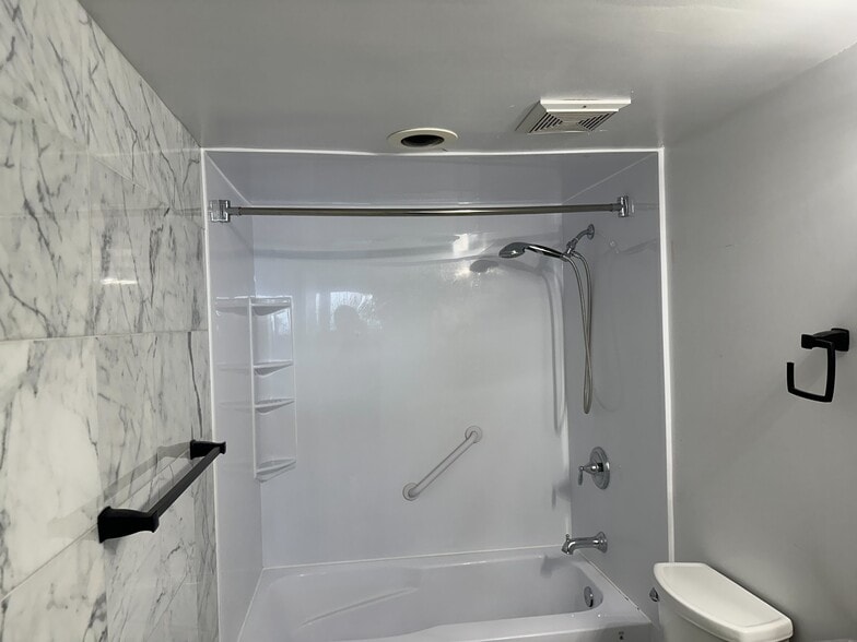 More Photos Of 375 King St N, Waterloo Apartments For Sale