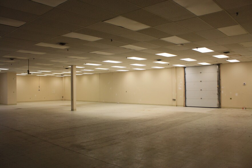 More Photos Of 187 Billerica Rd, Chelmsford Flex For Lease