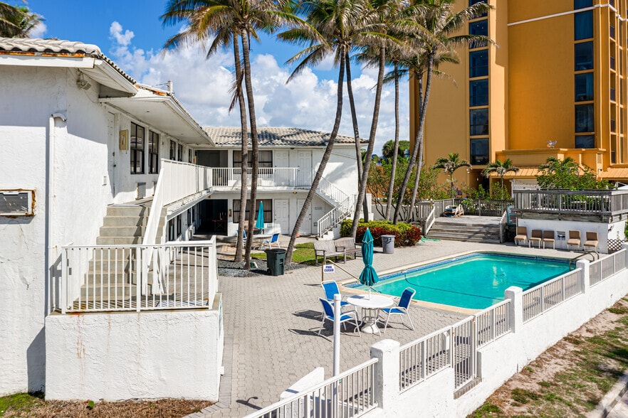 More Photos Of 100 NE 20th Ter, Deerfield Beach Hotel For Sale