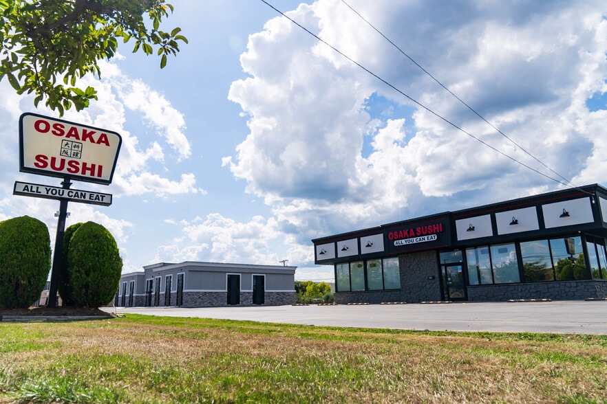 More Photos Of 3685 W Henrietta Rd, Rochester Restaurant For Sale