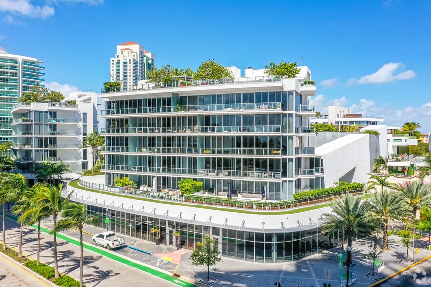 More Photos Of 801 S Pointe Dr, Miami Beach Apartments For Lease