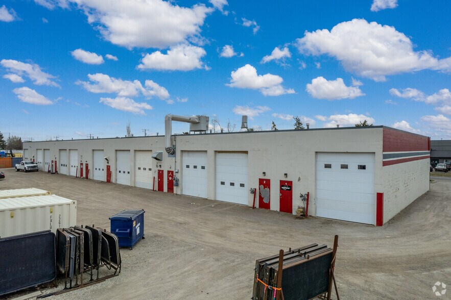 More Photos Of 2824 58th Ave SE, Calgary Warehouse For Lease