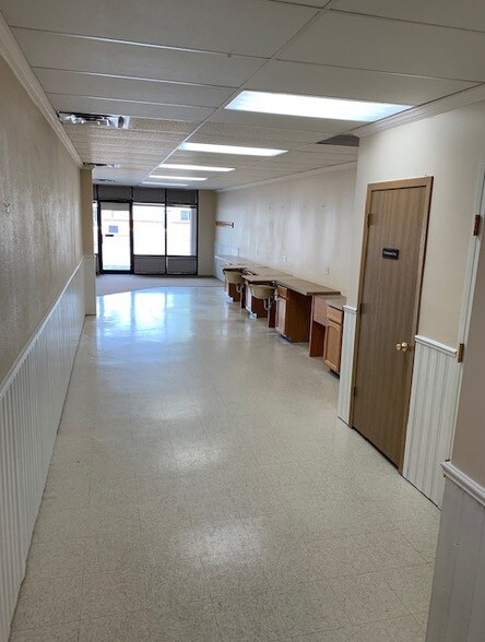 More Photos Of 3101-3121 Kintzley Ct, Laporte Storefront Retail Office For Lease