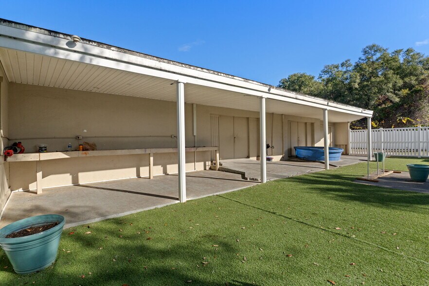 More Photos Of 3287 S Florida Ave, Inverness Office For Sale