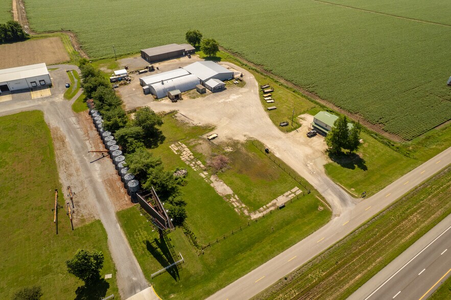 More Photos Of 2946 State Highway V, Matthews Warehouse For Sale