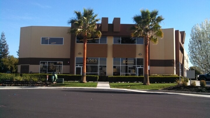 More Photos Of 420 Beatrice Ct, Brentwood Light Distribution For Lease