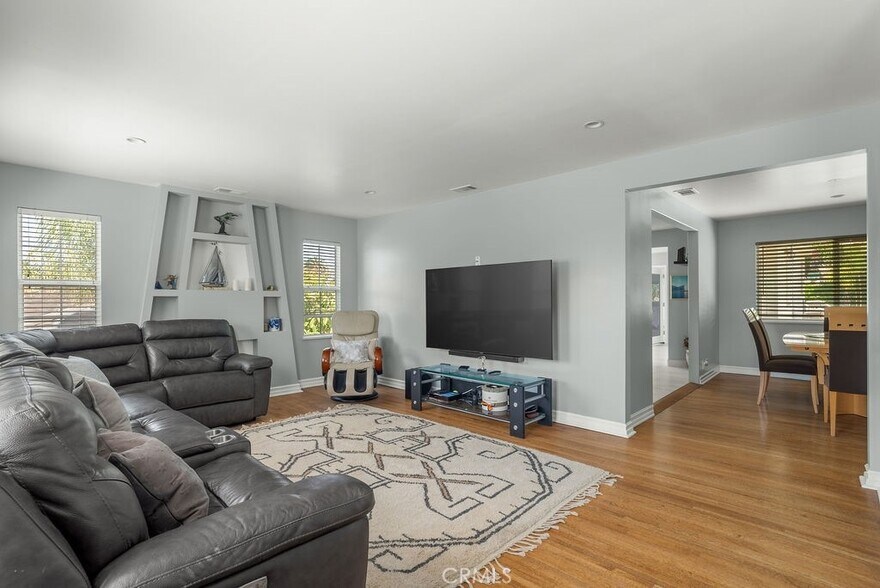 More Photos Of 3703 S Patton Ave, San Pedro Apartments For Sale