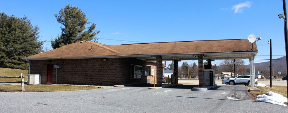 More Photos Of 800 Peters Mountain Rd, Dauphin Freestanding For Lease