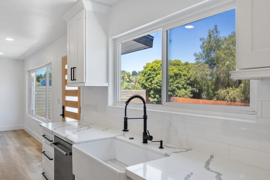 More Photos Of 632 Truly Ter, Vista Apartments For Sale