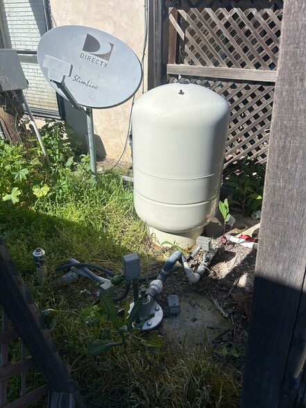 More Photos Of 8482 W Linne Rd, Tracy Winery Vineyard For Lease