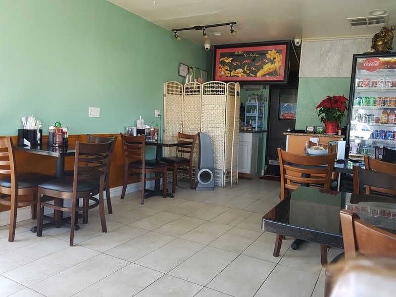 More Photos Of 4454-4468 Ingraham St, San Diego Storefront Retail Residential For Sale