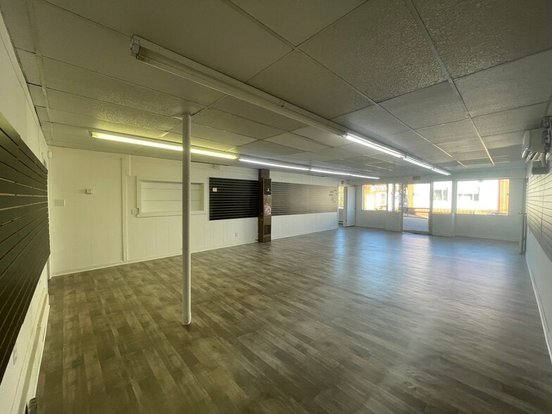 More Photos Of 1538-1542 Main St, Ramseur Storefront Retail Office For Lease