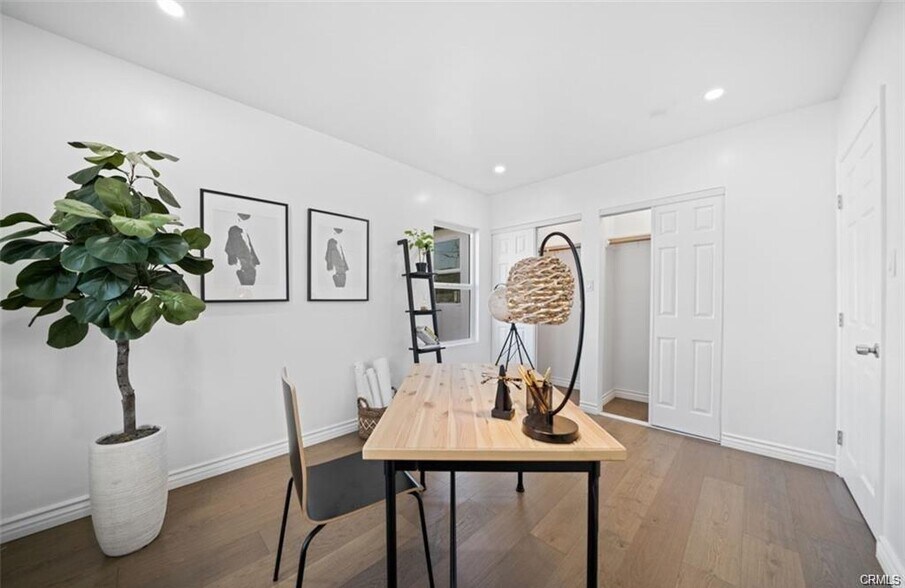 More Photos Of 1484 N Clybourn Ave, Burbank Apartments For Sale