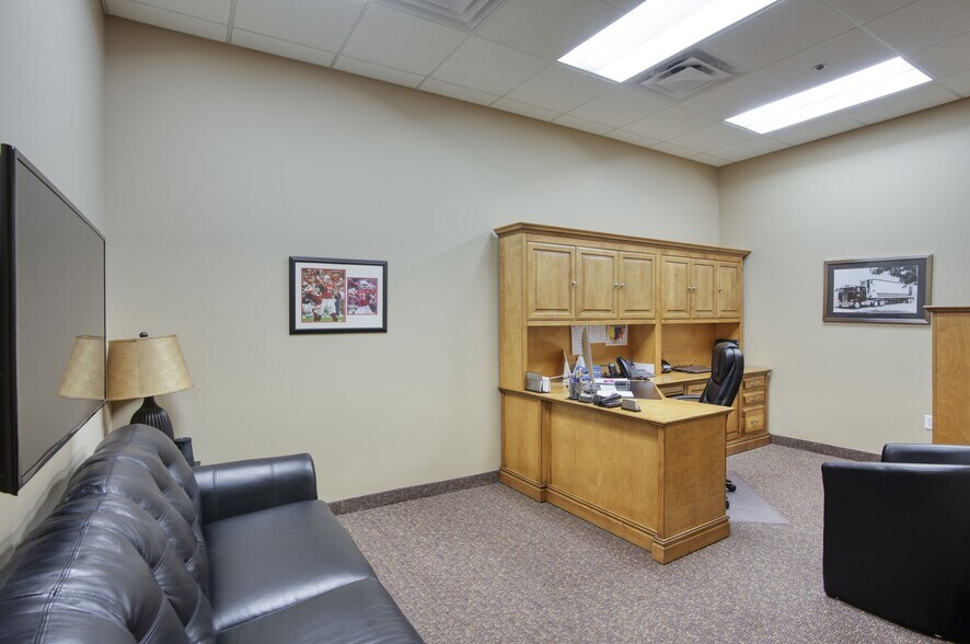 More Photos Of 33725 N Scottsdale Rd, Scottsdale Office For Sale