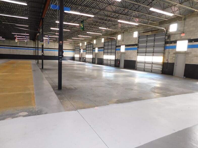 More Photos Of 5145 Commercial Dr, Melbourne Warehouse For Lease