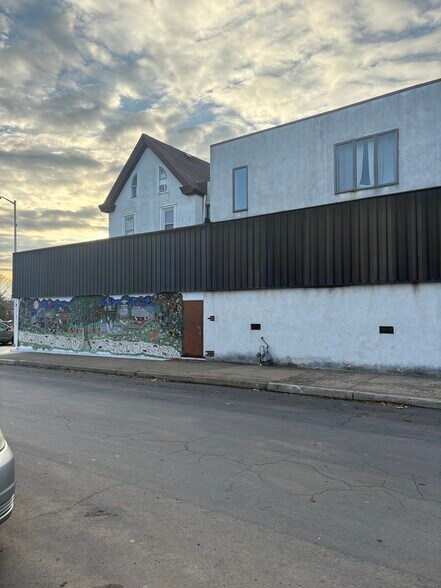More Photos Of 135 E Main St, Lansdale Storefront Retail Residential For Sale