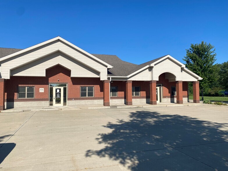 More Photos Of 958 Mezzanine Dr, Lafayette Medical For Lease