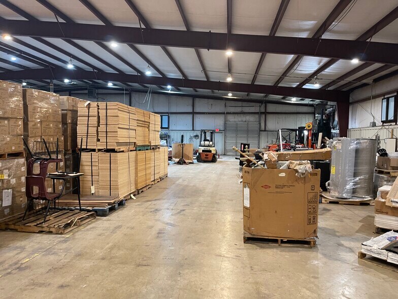 More Photos Of 225 Industrial Rd, Savannah Manufacturing For Sale