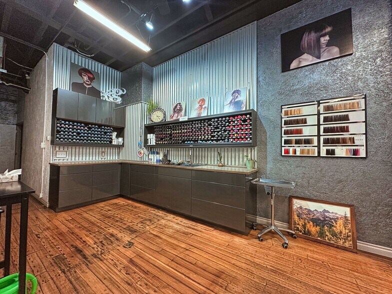 More Photos Of 111 2nd S Ave, Okanogan Storefront Retail Office For Sale