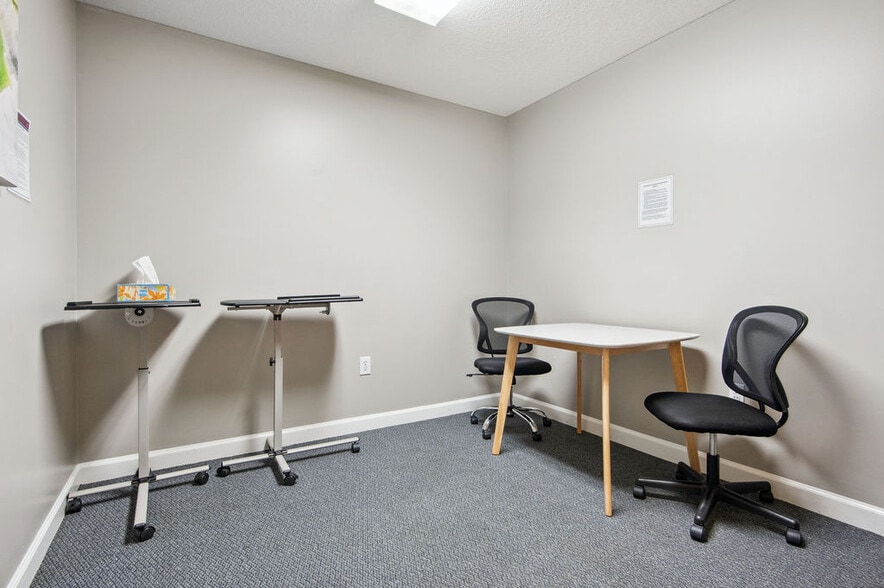 More Photos Of 217-219 Station St, Jacksonville Medical For Sale