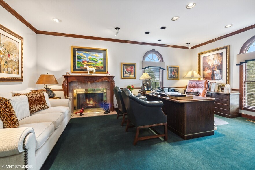 More Photos Of 1601 W Colonial Pky, Inverness Office For Sale