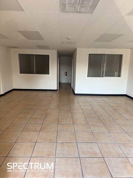 More Photos Of 2537 W Beverly Blvd, Montebello Storefront Retail Office For Lease