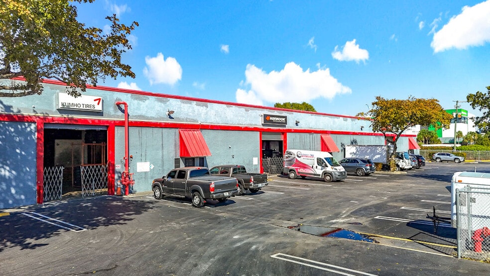 More Photos Of 1301 SW 2nd St, Pompano Beach Warehouse For Sale