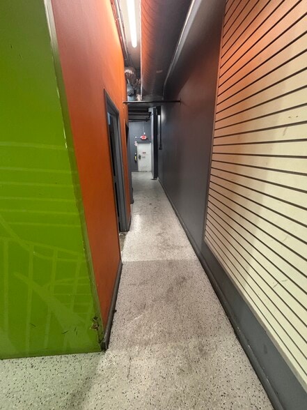 More Photos Of 1401 Washington Ave, Miami Beach Storefront For Lease