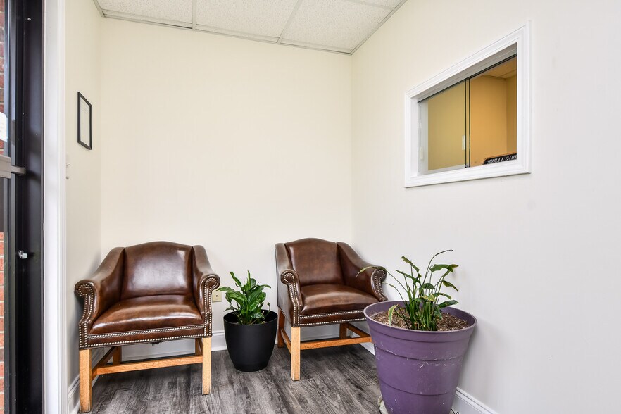 More Photos Of 124 N Charleston St, Blacksburg Warehouse For Sale