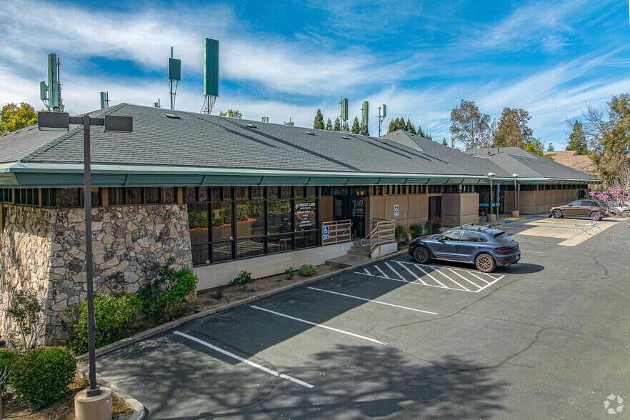 More Photos Of 4944 Sunrise Blvd, Fair Oaks Medical For Sale