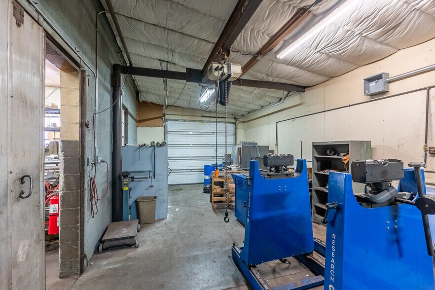 More Photos Of 612 W 3rd Ave, Moses Lake Industrial For Sale