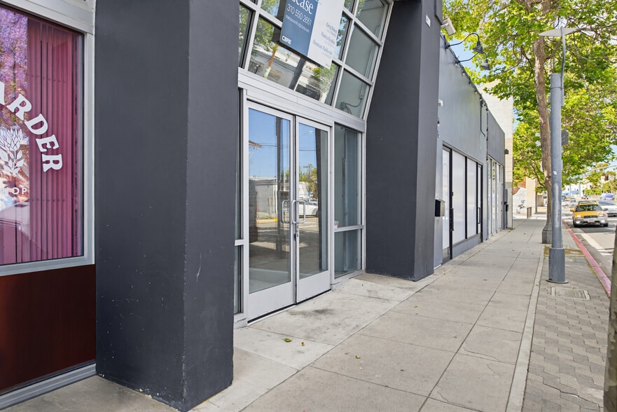 More Photos Of 828 Pico Blvd, Santa Monica Storefront For Lease