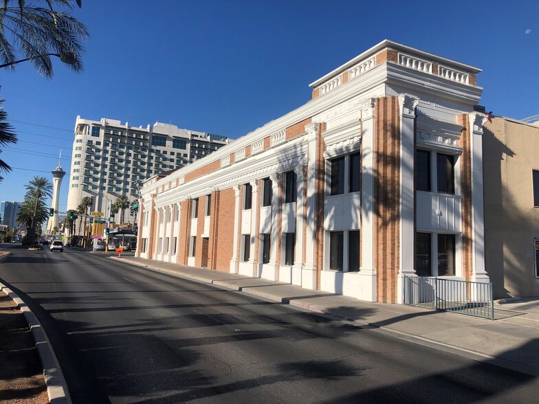 More Photos Of 730 Las Vegas Blvd, Las Vegas Office For Lease