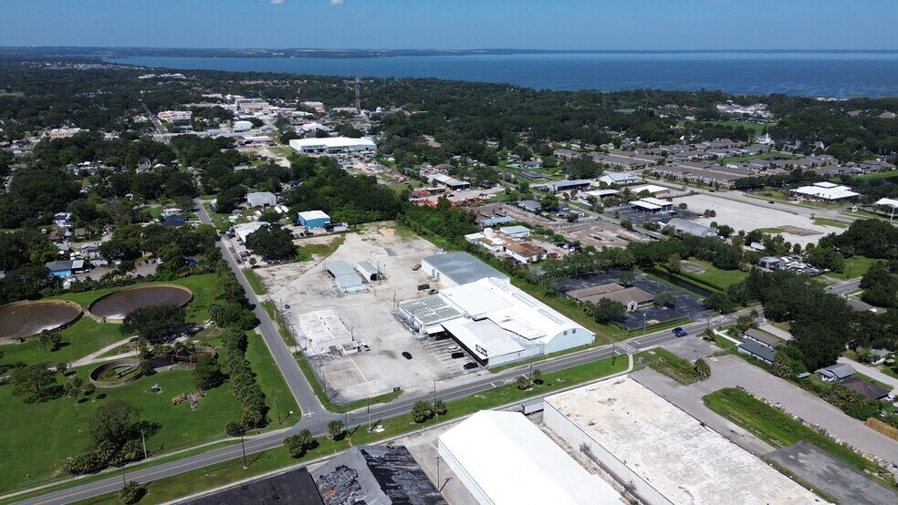 More Photos Of 306 9th St, Winter Garden Warehouse For Lease