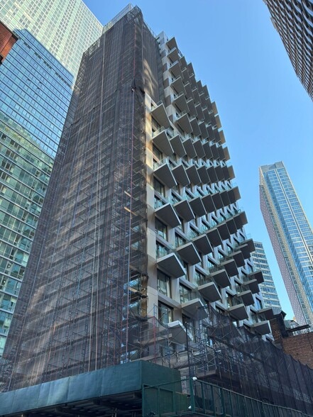 More Photos Of 19 Rockwell Pl, Brooklyn Apartments For Lease