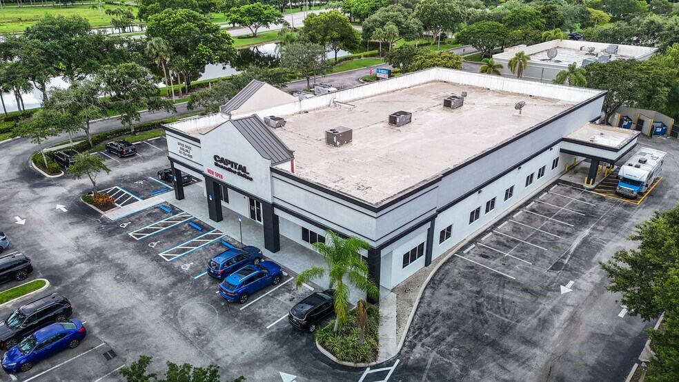 More Photos Of 10055 Yamato Rd, Boca Raton Medical For Sale