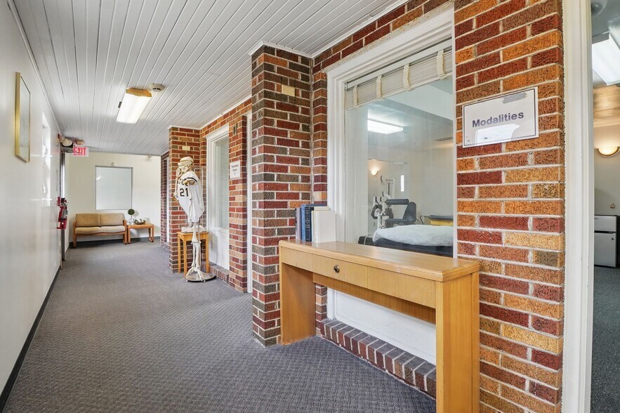 More Photos Of 507 Pittsburgh St, Springdale Rehabilitation Center For Sale