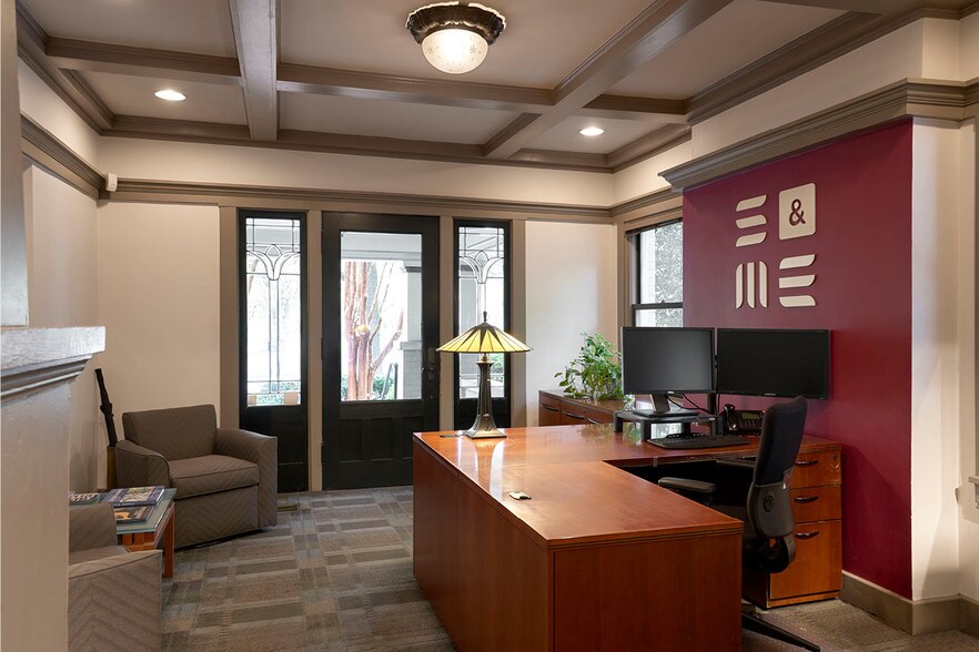 More Photos Of 1935 21st Ave S, Nashville Office Residential For Lease