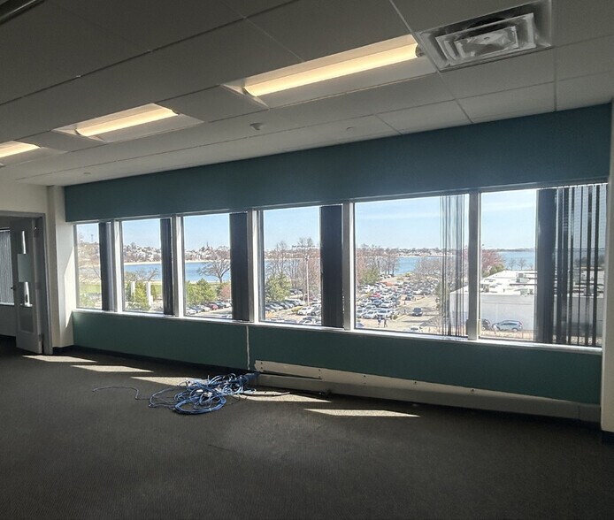 More Photos Of 150 Mount Vernon St, Dorchester Office For Lease