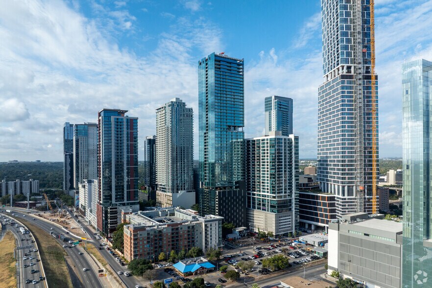 More Photos Of 610 Davis St, Austin Apartments For Lease