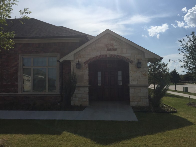 More Photos Of 8951 Collin McKinney Pky, McKinney Medical For Lease