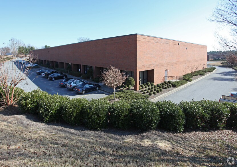 More Photos Of 825 Progress Center Ave, Lawrenceville Warehouse For Lease
