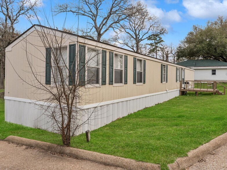 More Photos Of 3102 Montgomery Rd, Huntsville Apartments For Sale