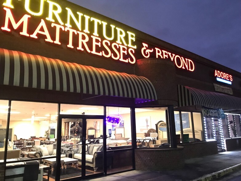 More Photos Of 6330 Lawrenceville Hwy, Tucker General Retail For Lease
