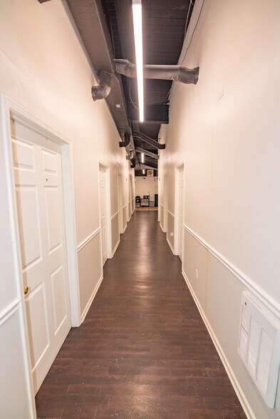 More Photos Of 4128 Hayward Ave, Baltimore Warehouse For Sale