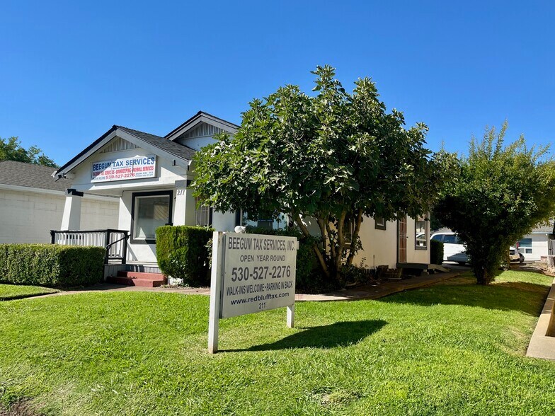 Primary Photo Of 211 Main St, Red Bluff Office For Sale