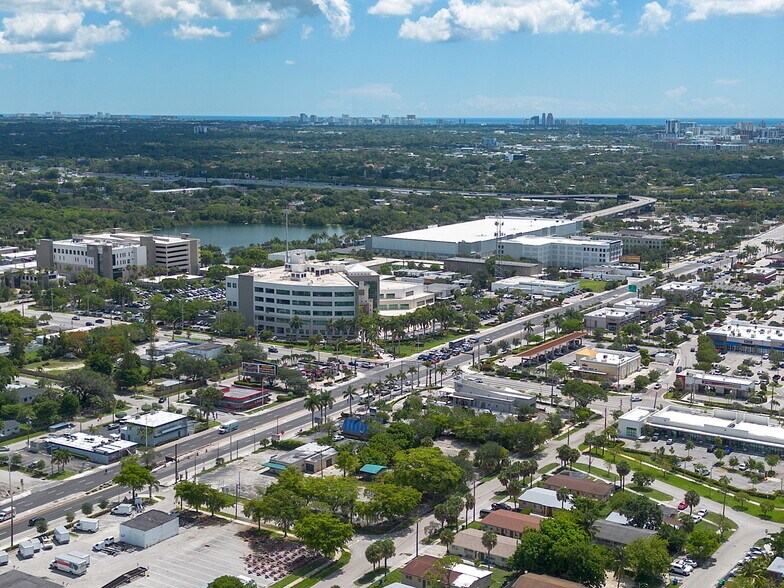 More Photos Of 2790 Broward Blvd, Fort Lauderdale General Retail For Sale
