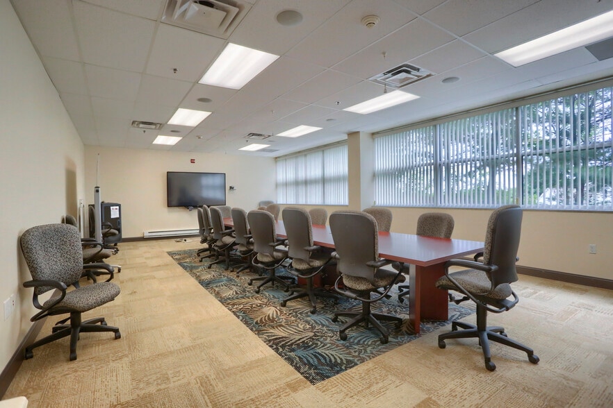 More Photos Of 8040 Carlson Rd, Harrisburg Office For Sale